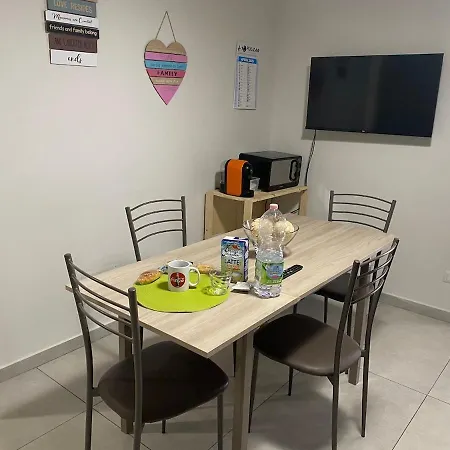 Appartament House Apartment *