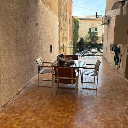 Appartement House
